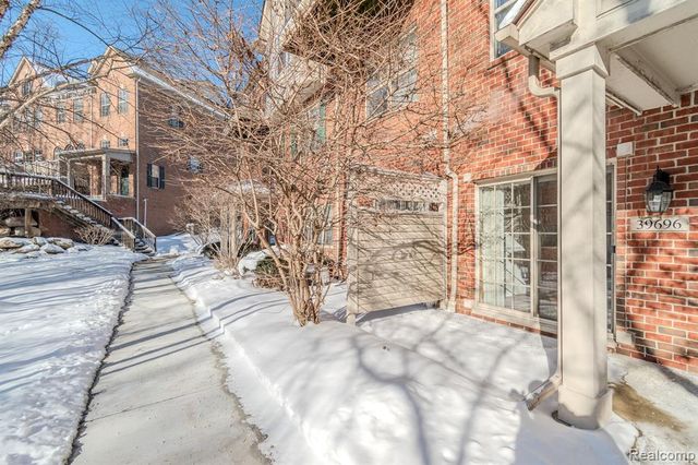 39696 Rockcrest Lane, Northville, MI 48168