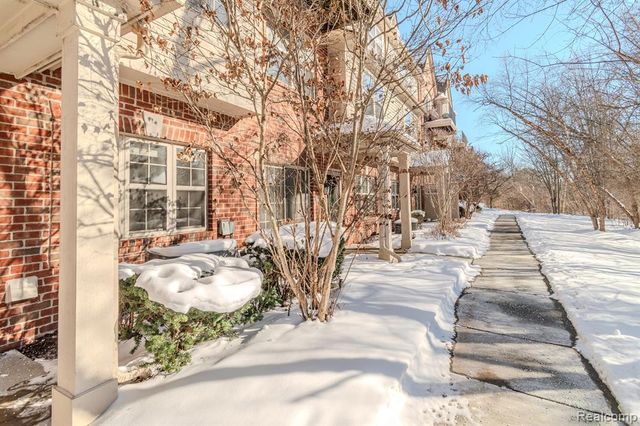 39696 Rockcrest Lane, Northville, MI 48168