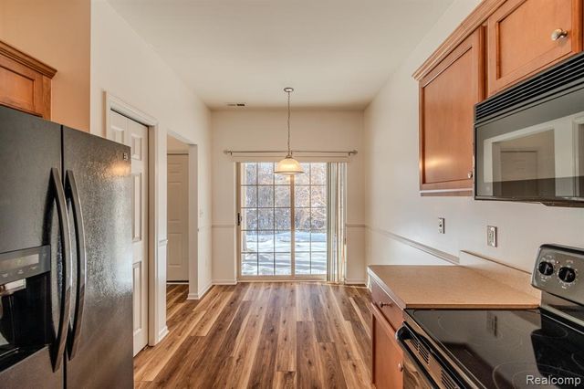 39696 Rockcrest Lane, Northville, MI 48168