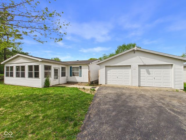 6313 N Lunar Lane, Alexandria, IN 46001
