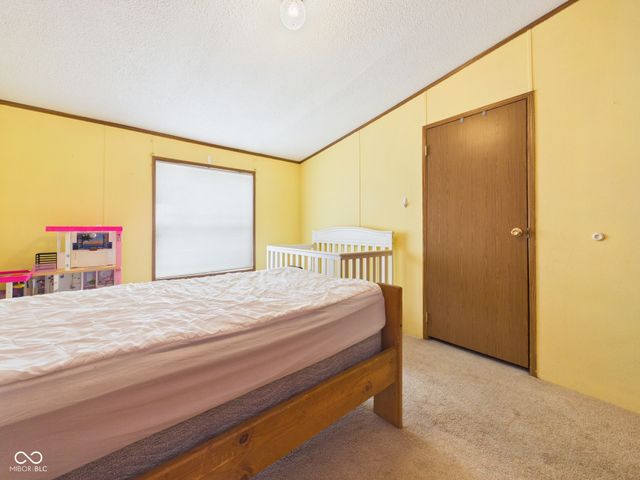 6313 N Lunar Lane, Alexandria, IN 46001