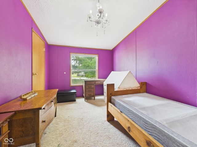 6313 N Lunar Lane, Alexandria, IN 46001