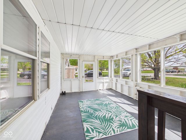6313 N Lunar Lane, Alexandria, IN 46001