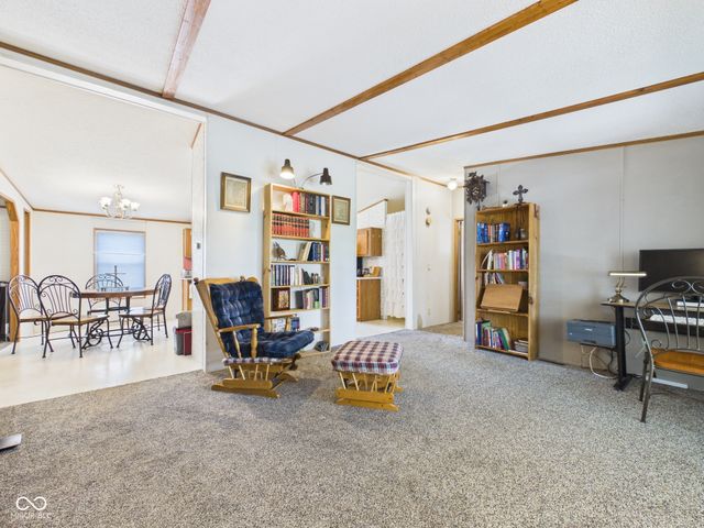 6313 N Lunar Lane, Alexandria, IN 46001