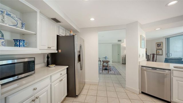 1111 N GULFSTREAM AVENUE 10E, Sarasota, FL 34236