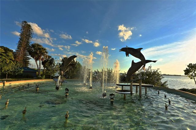 1111 N GULFSTREAM AVENUE 10E, Sarasota, FL 34236