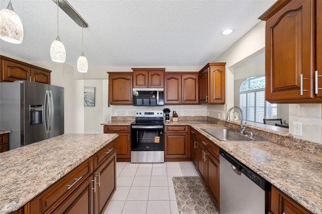 3089 BURBANK LANE, The Villages, FL 32162