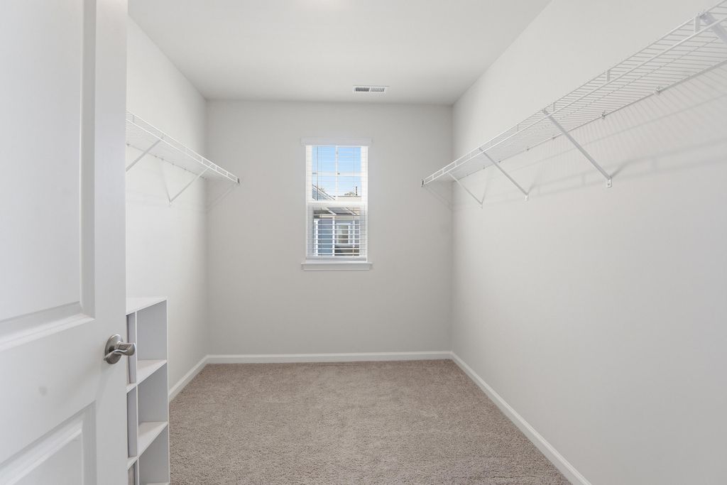 Image 37 of property listing at 190 E Pinckney Street, Summerville, SC 29485