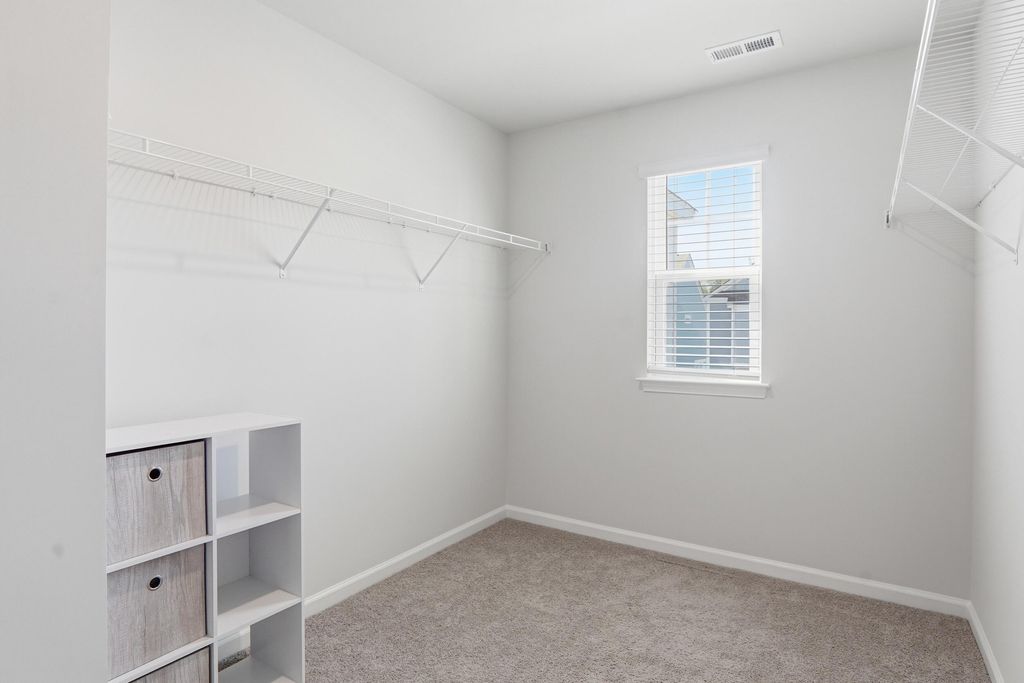 Image 38 of property listing at 190 E Pinckney Street, Summerville, SC 29485