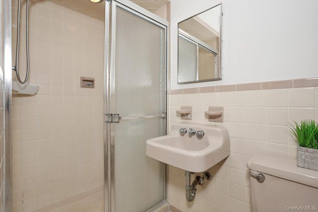 112 Kings Highway, New City, NY 10956