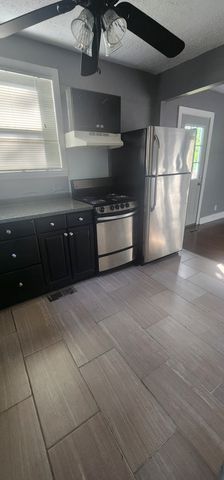 1211 Saturn Dr, Nashville, TN 37217