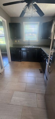 1211 Saturn Dr, Nashville, TN 37217