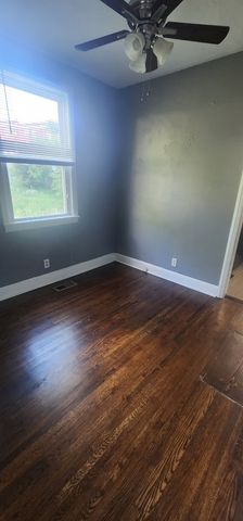 1211 Saturn Dr, Nashville, TN 37217