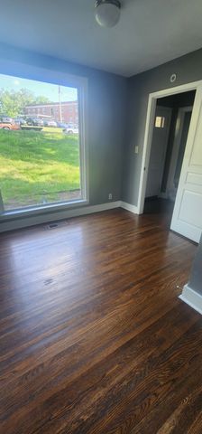 1211 Saturn Dr, Nashville, TN 37217