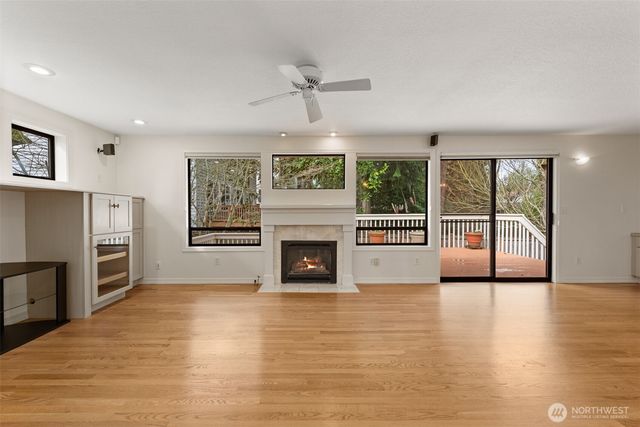 8844 SE 37th Street, Mercer Island, WA 98040