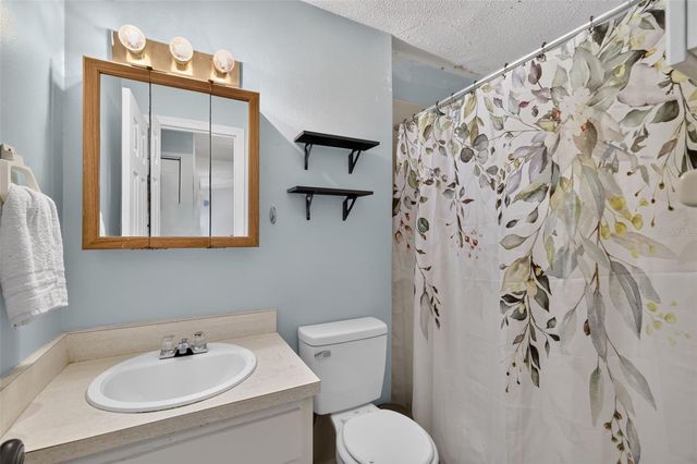 11305 SE 76TH AVENUE, Belleview, FL 34420