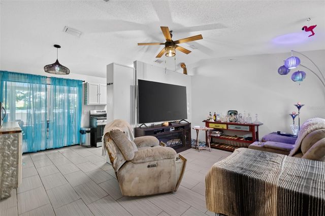 11305 SE 76TH AVENUE, Belleview, FL 34420