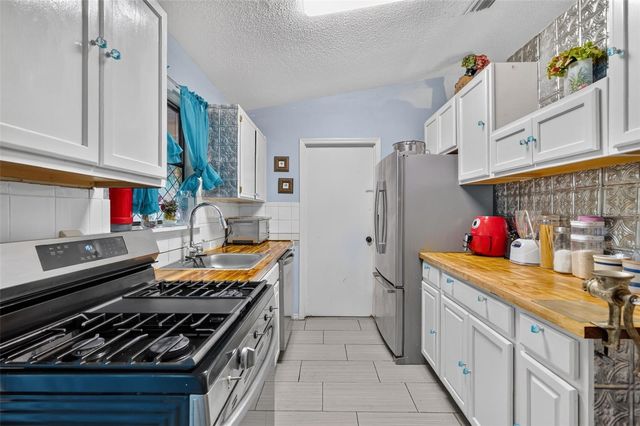 11305 SE 76TH AVENUE, Belleview, FL 34420