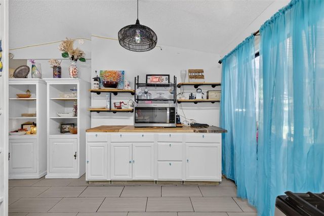 11305 SE 76TH AVENUE, Belleview, FL 34420