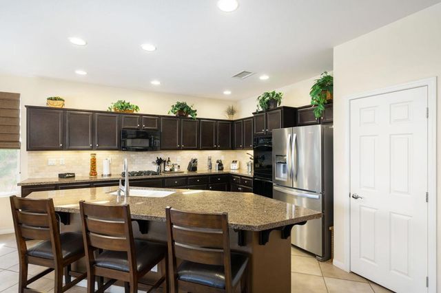 81462 Joshua Tree Court, La Quinta, CA 92253