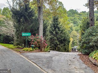 19 W. Highlands Way, Scaly Mountain, NC 28775