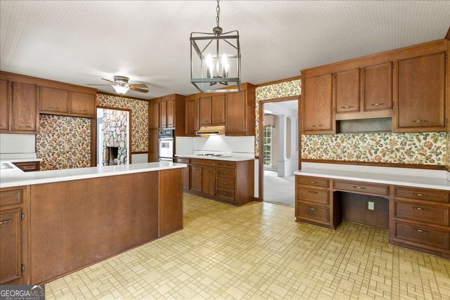 121 S Ole Hickory Trail, Carrollton, GA 30117