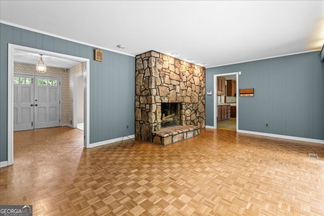 121 S Ole Hickory Trail, Carrollton, GA 30117