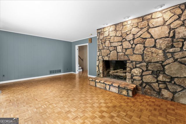 121 S Ole Hickory Trail, Carrollton, GA 30117