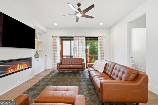 2042 Juliette Avenue, Alpharetta, GA 30009