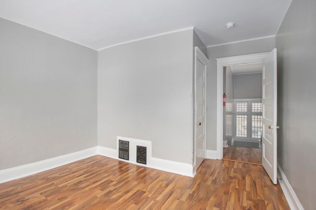 1424 Portage Street, Kalamazoo City, MI 49001