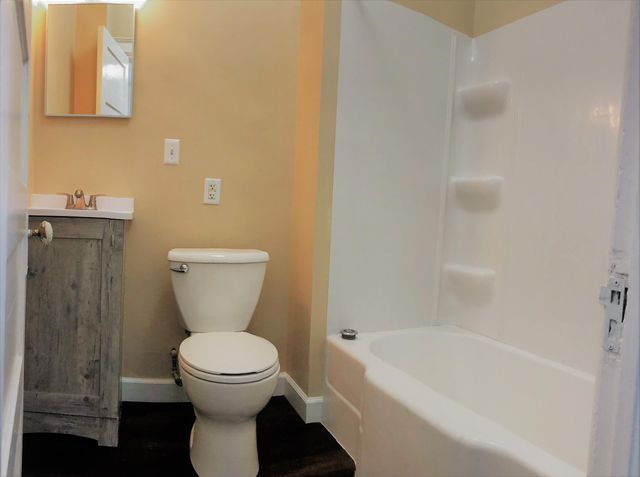 1424 Portage Street, Kalamazoo City, MI 49001