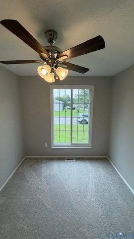 15708 Timberline Dr, Chesterfield, VA 23834