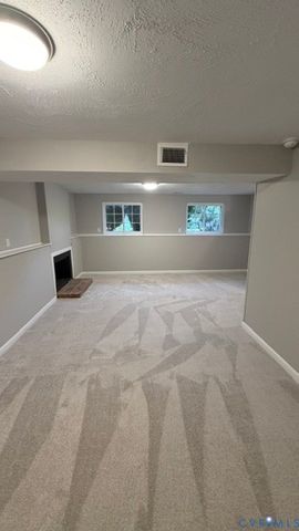 15708 Timberline Dr, Chesterfield, VA 23834