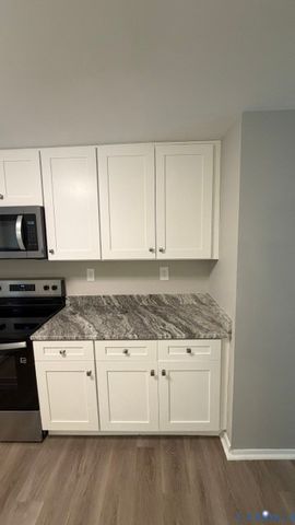 15708 Timberline Dr, Chesterfield, VA 23834