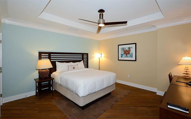 915 SEASIDE DRIVE 613, Weeks 32-33, Sarasota, FL 34242