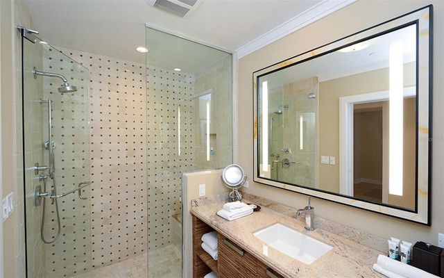 915 SEASIDE DRIVE 613, Weeks 32-33, Sarasota, FL 34242
