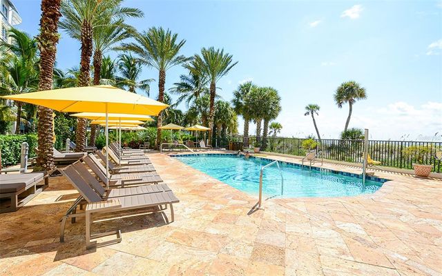 915 SEASIDE DRIVE 613, Weeks 32-33, Sarasota, FL 34242