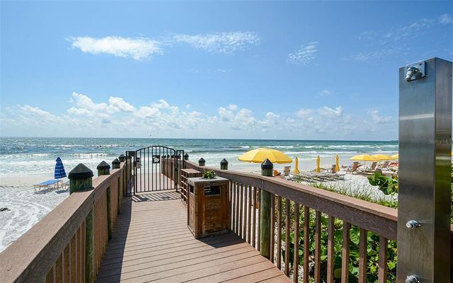 915 SEASIDE DRIVE 613, Weeks 32-33, Sarasota, FL 34242