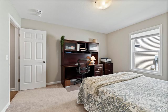 8046 Timber Wood Lane, Temperance, MI 48182
