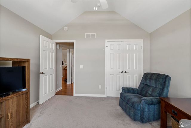 8046 Timber Wood Lane, Temperance, MI 48182