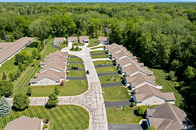 8046 Timber Wood Lane, Temperance, MI 48182