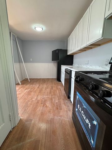 44 Cherry 4, Swampscott, MA 01907