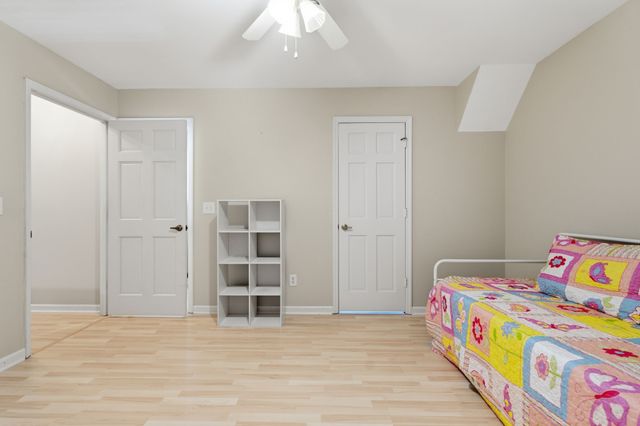 188 Red Oak Dr, Manchester, TN 37355