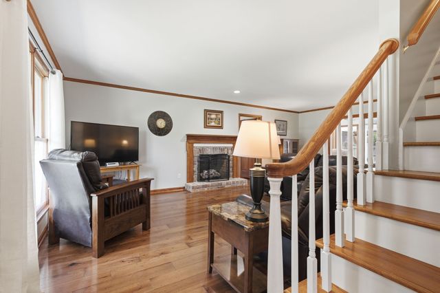 188 Red Oak Dr, Manchester, TN 37355