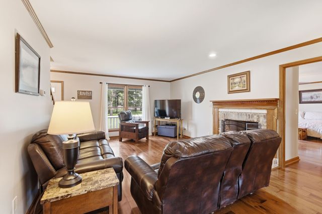 188 Red Oak Dr, Manchester, TN 37355