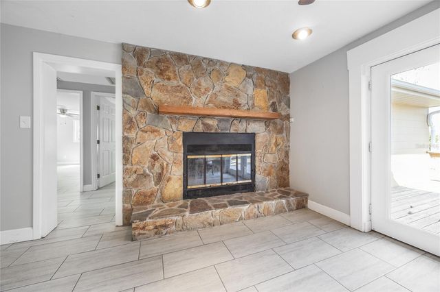 16602 NE 124TH AVENUE, Waldo, FL 32694