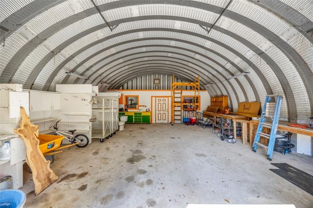 16602 NE 124TH AVENUE, Waldo, FL 32694