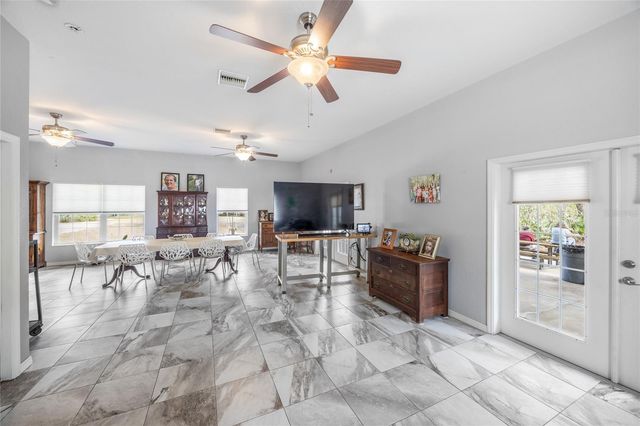 16602 NE 124TH AVENUE, Waldo, FL 32694