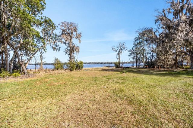 16602 NE 124TH AVENUE, Waldo, FL 32694