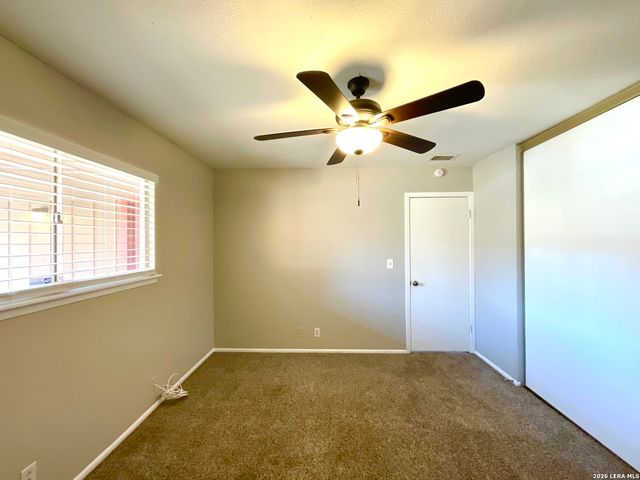 6905 Forest Meadow Street, San Antonio, TX 78240